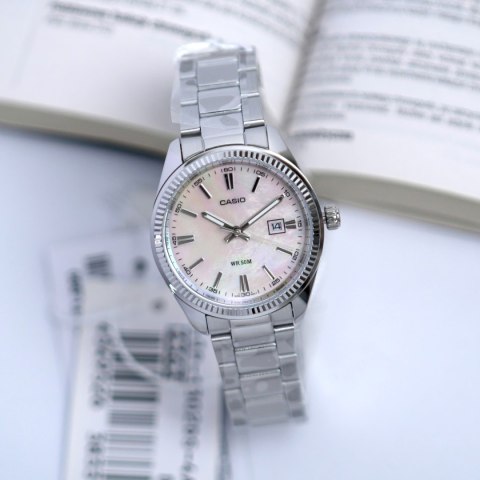 ZEGAREK DAMSKI CASIO LTP-1302DS-4AVDF (zd521g) + BOX ZEGAREK DAMSKI CASIO LTP-1302DS-4AVDF (zd521g) + BOX